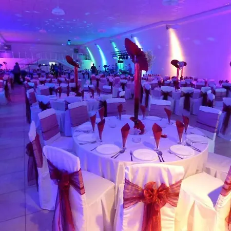 Vetrenjaca 汽车旅馆 2*