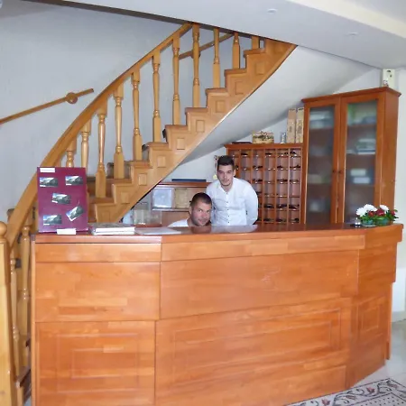 汽车旅馆 Vetrenjaca 弗尔沙茨